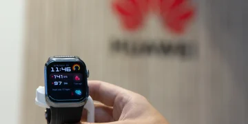 Huawei Boosts Smartwatch Sales by Registering Them as Medical Devices