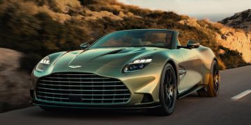 The Aston Martin V12 Vanquish has been unveiled