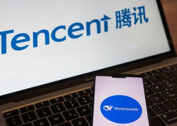 Tencent’s AI Bot Overtakes DeepSeek as China’s Top Choice on iPhones