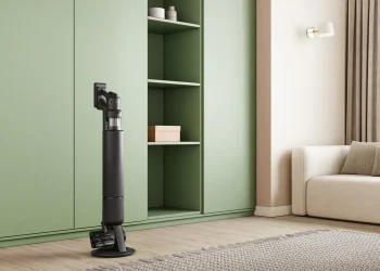 Samsung’s latest stick vac can alert you to calls and text messages