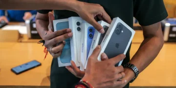 Apple India Produces $22 Billion of iPhones in Shift From China