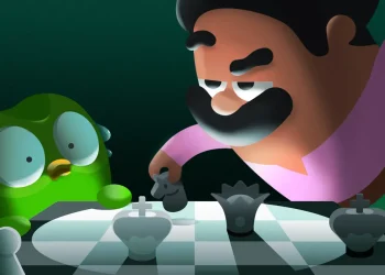 Duolingo is getting a chess course