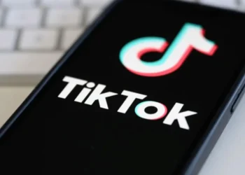 Trump to Weigh Plans for TikTok Sale at Meeting on Wednesday