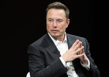 Musk Promises to Intensify Focus on His Companies Following X Platform Outages