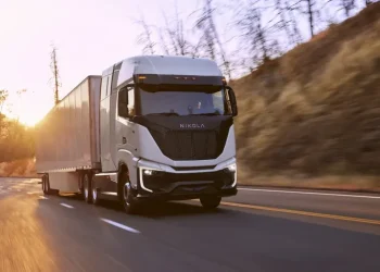 Nikola’s hydrogen trucks hit the auction block