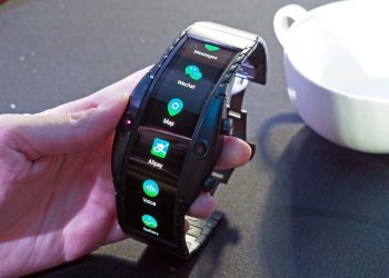 Nubia Alpha: The Futuristic Smartwatch That Blurs the Line Between Phone and Wearable