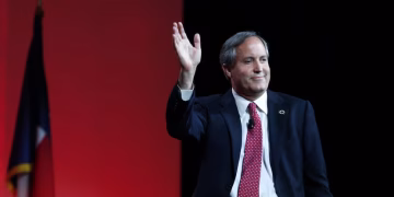 AI Chatbots Under Scrutiny: Texas Launches Probe into Meta and Character.AI