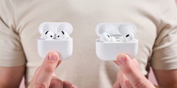New AirPods Firmware 8A356 Unlocks Live Translation and More