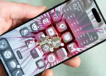 iOS 26 brings stunning 3D Spatial Wallpapers to iPhone