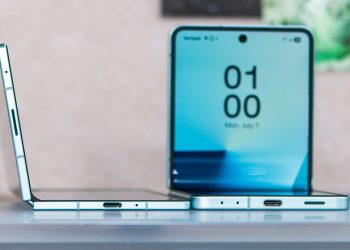 Samsung boosts DeX on Galaxy Z Fold 7 with One UI 8 update