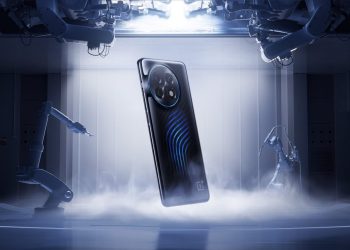Smartphone Makers Test Liquid Cooling for High-Performance Use