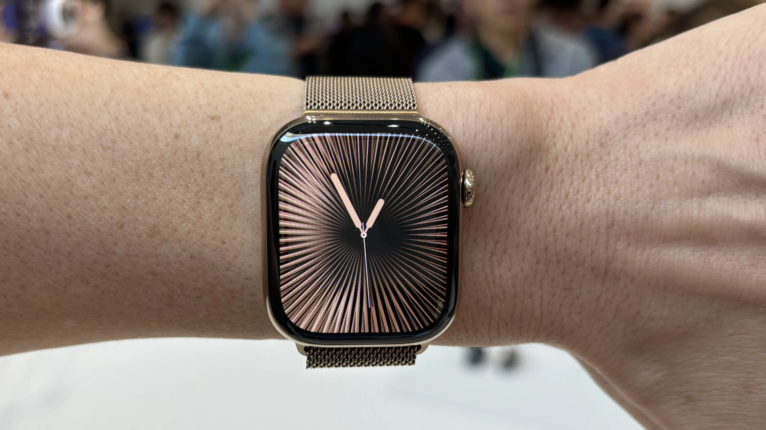 Apple Finally Opens iOS to Non-Apple Smartwatches