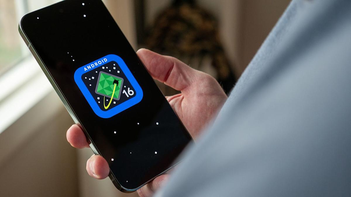 Android 16 QPR2 Arrives: Faster Pixels, AI Notifications & Smarter UI