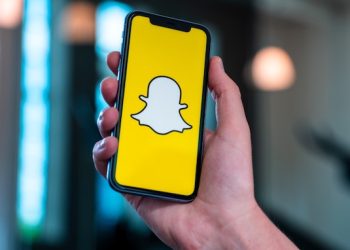 Snapchat Uses Cloud Power to Speed Up iPhone Memory Backups