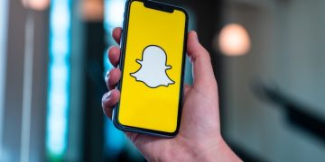 Snapchat Uses Cloud Power to Speed Up iPhone Memory Backups