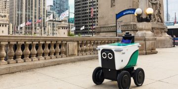Autonomous Delivery in Chicago Sparks Safety Concerns and Petitions