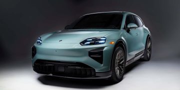 Porsche Says the Cayenne Electric Feels Way Lighter Than It Actually Is
