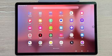 New Galaxy Tablet Aims to Beat the iPad on Everyday Features and Price